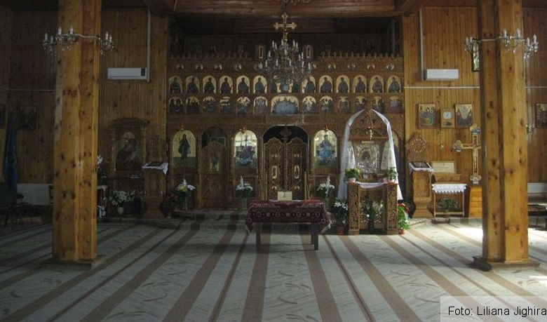 Mâine petrecem la Lăsata Secului, duminică începe Postul Crăciunului 1 icoanabisericadelemncentrulcivic6.jpg