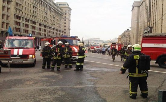 Principalul suspect în cazul studenţilor înjunghiaţi a fost prins şi dus la audieri! 1 incendiucamin.jpg