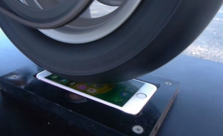 Cum să chinui un iPhone! 1 iphone-6-burnout-770x472.jpg