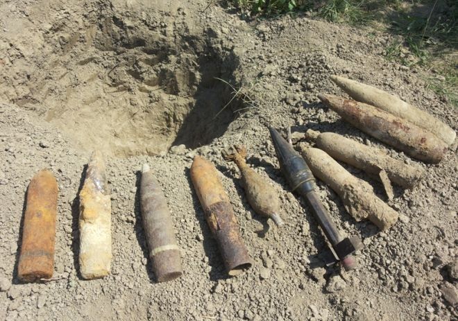 Explozii controlate în poligonul Hărman 1 munitie_2.jpg