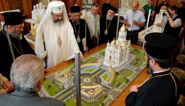 Petiţie online: „Transformarea «Catedralei Mântuirii Neamului» în «Spitalul Neamului»” 1 patriarhul-daniel.jpg