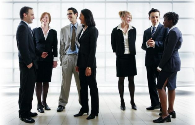 BRAŞOV. Seminarul „Experienţa de brand” va reuni peste 100 de persoane din mediul de afaceri 1 people-networking.jpg