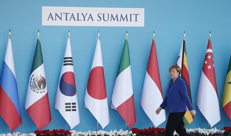 Atentatele de la Paris şi situaţia Siriei, pe agenda Summitului G20 1 summitg201.jpg