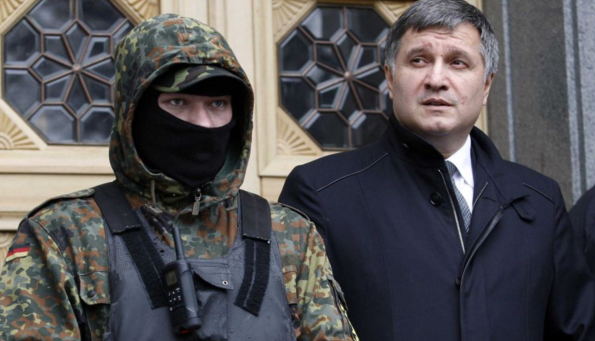 Un nou incident violent între politicienii ucranieni 1 arsenavakov.png
