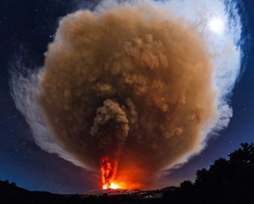 A erupt vulcanul Etna! 1 etna 2_199986.jpg