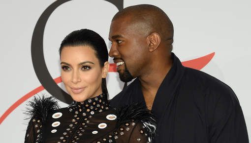 Kim Kardashian a născut!!! 1 kim_3.jpg