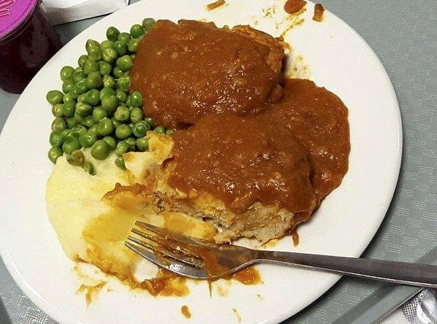 Pacienţii britanici se plâng de mâncarea din spitale. FOTO 1 mancare_2.jpg