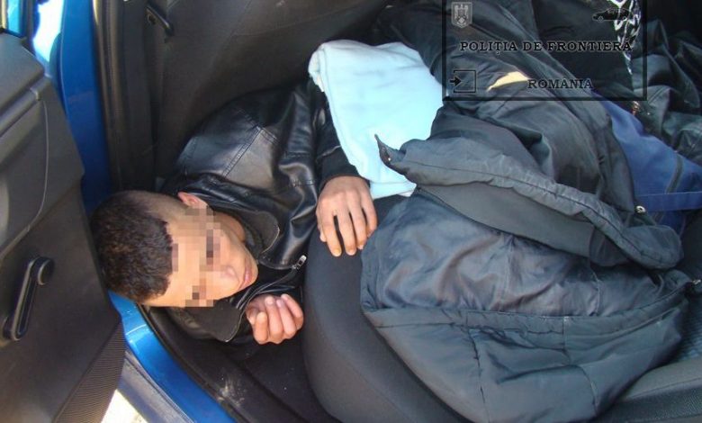 S-a ascuns sub bagaje pentru a intra ilegal în România 1 marocan_2.jpg