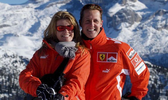 VEŞTI BUNE. Schumacher ar fi reuşit să ridice o mână!? 1 michael-schumacher-628715.jpg
