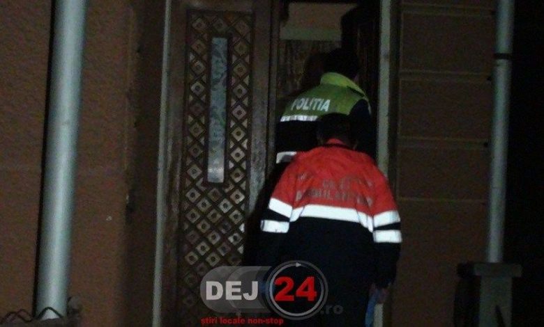 ANCHETĂ. Bărbat găsit mort în casă, într-o baltă de sânge, cu coasa lânga el 1 mortdej.jpg