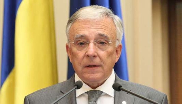 Guvernatorul BNR: „Un credit luat trebuie dat înapoi” 1 mugurisarescu4.jpg