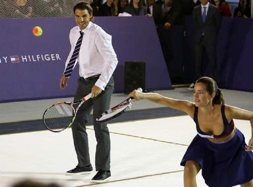 „STRIP-TENIS” cu NADAL!!! 1 nadal_3.jpg