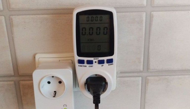 EXPERIMENT: Cât consumă un încărcător cu LED 1 smart_2.jpg