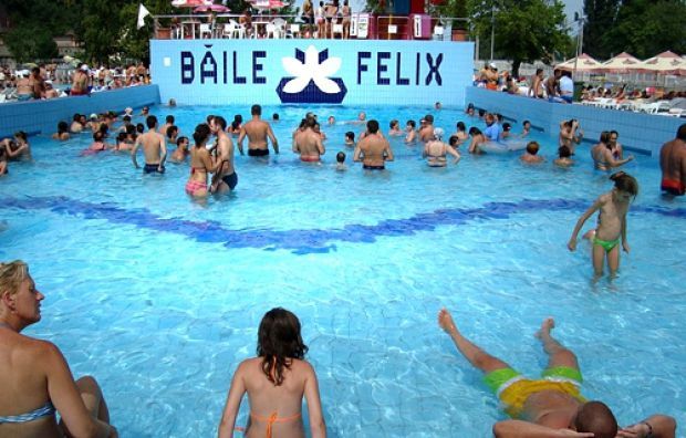 60.000 de bilete de tratament balnear, oferite pensionarilor 1 felix.jpg