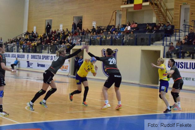 handbal Corona Brasov - HCM Roman ianuarie 14_202816.JPG