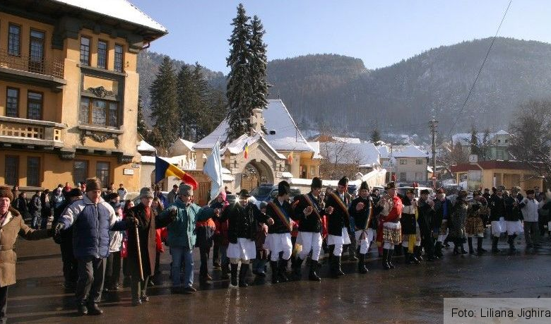 BRAŞOVENII sunt invitaţi la Ziua Unirii Principatelor 1 horauniriiian42.jpg