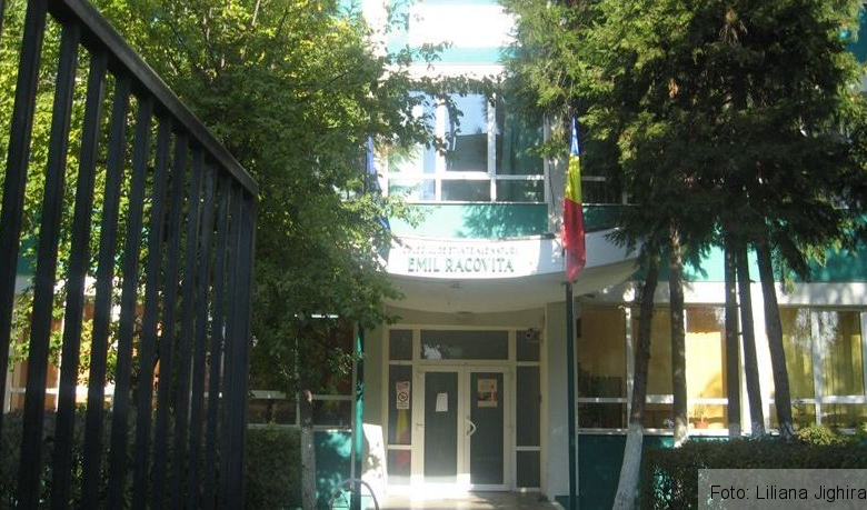BRAȘOV. Elevii acuză un profesor de liceu că îi agresează verbal și fizic 1 img-3778.jpg