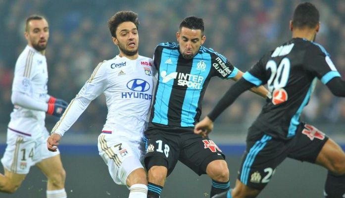 Film erotic proiectat pe stadion la finalul unui meci 1 lyon-marseille.jpg
