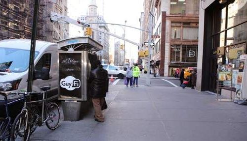 ȘOC. Liber la masturbare pe străzile din New York!!! 1 masturbare.jpg