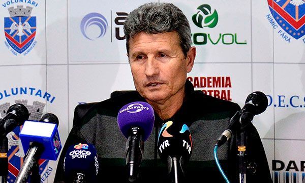 multescu-voluntari.jpg