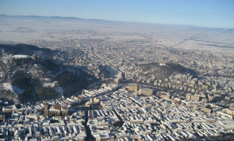 Brașov. Ger de „primăvară”! Câte grade au fost noaptea trecută? 1 panorama-brasov-iarna.jpg