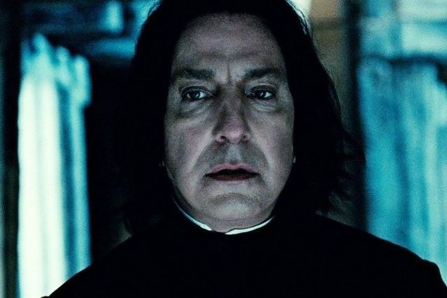 A MURIT un cunoscut actor britanic!!! 1 rogerius.jpg