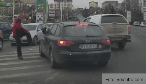 Furios, un salvamontist sibian s-a răzbunat pe maşina unui BRAŞOVEAN 1 salvamontsibiu.png