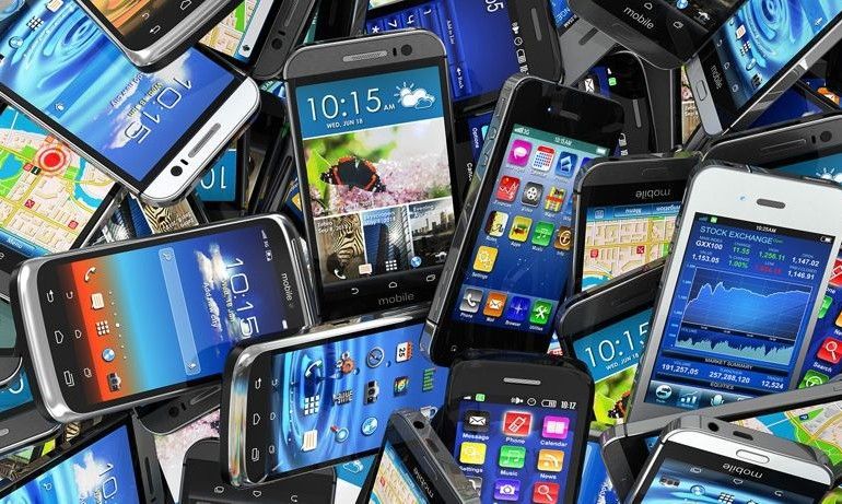 Cum a arătat piaţa de smartphone în 2015! 1 smartphones-770x461.jpg