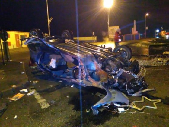 BRAŞOV. Accident grav la intrarea în Făgăraş 1 accidentmasina4_204175.jpg