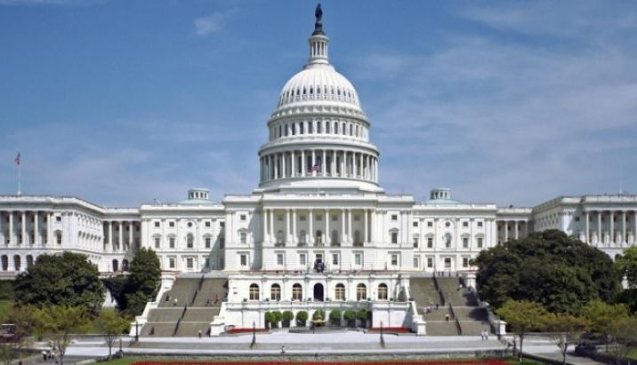 Administrația americană propune introducerea unei noi taxe pentru companiile petroliere 1 casaalba_3.jpg