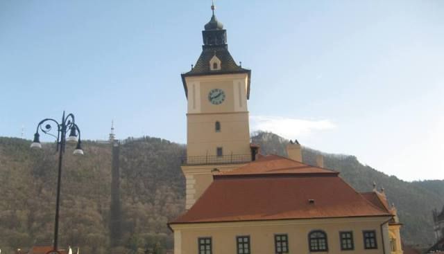BRAȘOV. Casa Sfatului, de cinci ori mai scumpă decât Biserica Neagră 1 casasfatului.jpg
