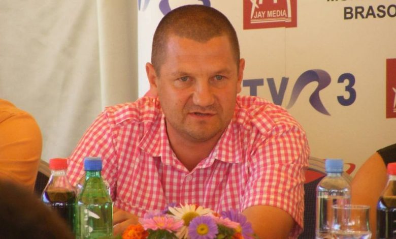 BRAŞOV. Dragoş Crăciun, atac dur la adresa C.J. „Îmi e jenă de ceea ce se întâmplă. Ori e indiferenţă, ori e incompetenţă. Sunt total nemulţumit de modul în care Consiliul Judeţean vede şi susţine sportul din Braşov” 1 dragoscraciun.jpg