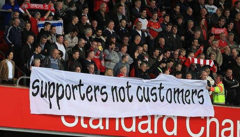 Fanii lui Liverpool au învins 1 faniliverpool.jpg