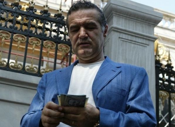 gigi20becali.jpg
