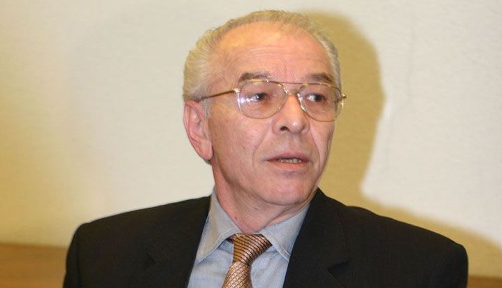 Nicolae Văcăroiu: „Bugetul public din România a fost fraudat în ultimii 10 ani de 2,1 miliarde de euro” 1 nicolaevacaroiu.jpg