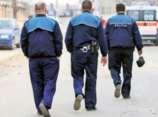 BRAŞOV. Arestat pentru că nu s-a prezentat de bună voie la Poliţie 1 polititi.png