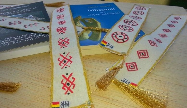 BRAŞOV. Şezătoare cu scop caritabil 1 semenedecartetradiionale.jpg