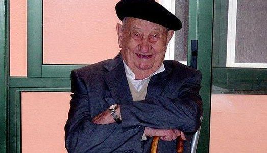 A trăit 107 ANI bând... VIN!!! 1 vin_2.jpg