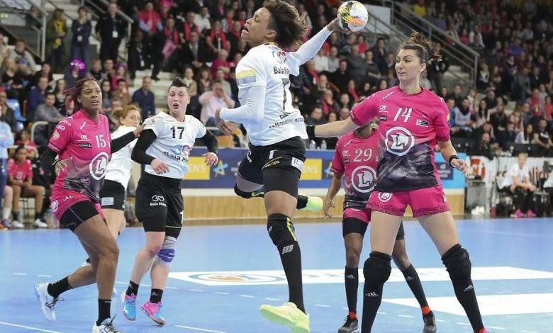 Amendă pentru Federaţia Română de Handbal 1 allisonpineau.jpg