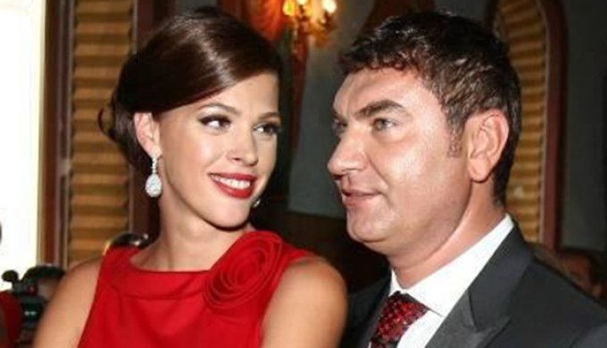 DIVORȚEAZĂ? Alina Borcea a lămurit situația!!! 1 borcea_5.jpg