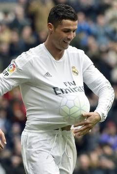 „CR 7”, TATĂ pentru a doua oară?!... 1 cr7_3.jpg