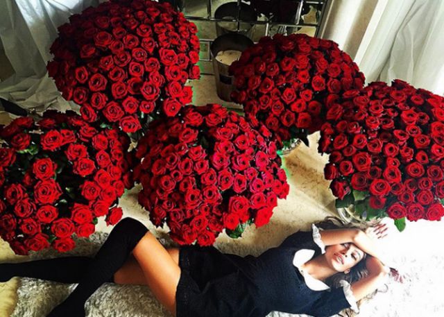 CUPLU. Cu cine se iubeşte Mădălina Ghenea? 1 ghenea-pleinn.jpg