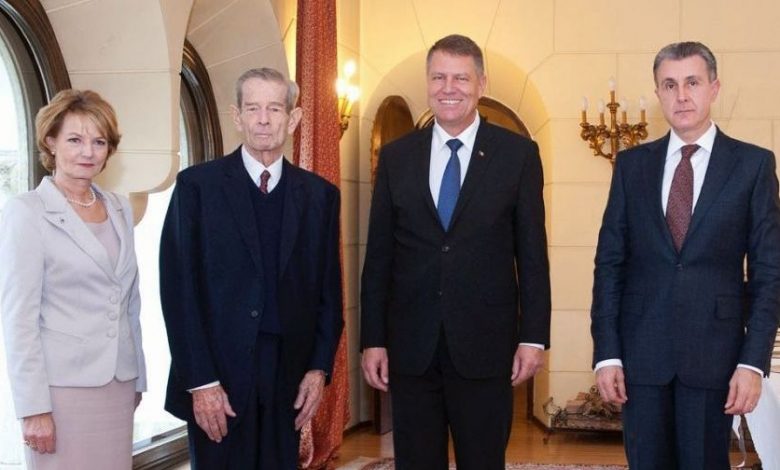 Update. Klaus Iohannis, despre Regele Mihai: „Îmi doresc să aibă puterea să treacă peste aceste momente dificile” 1 klausiohannissiregelemihai.jpg