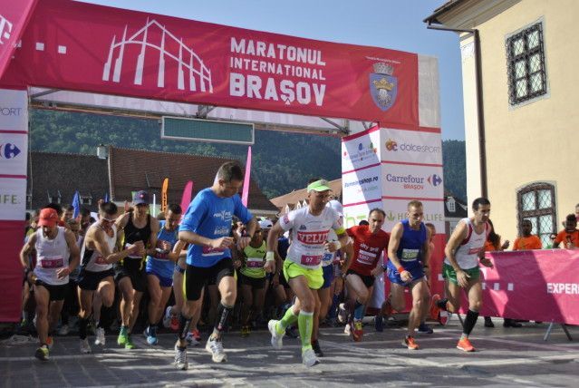 Maratonul Internațional Brașov - ediția inaugurală a fost un succes deplin!!! 1 maraton_6.jpg