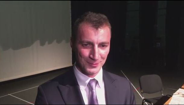 BRAȘOV. Marian Godină și-a prezentat „salariul enorm” 1 mariangodinareduta.jpg