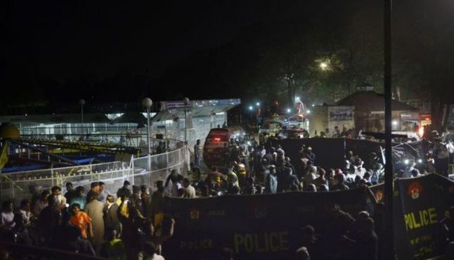 Atentat în Pakistan. Cel puțin 52 de oameni au murit 1 pakistanatentat.jpg