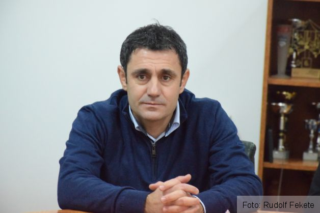 prezentare Mihai Stere antrenor 2_202172.JPG