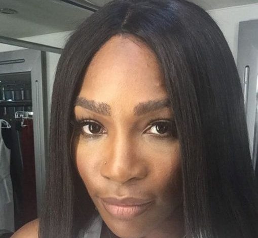 Serena Williams, ce DECOLTEU!!! 1 sere.jpg