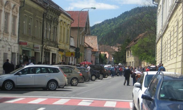 BRAȘOV. Cât costă măsurile suplimentare de siguranță rutieră pentru pietoni? 1 stradalangasagunaoameni.jpg