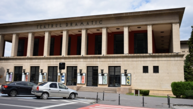 Primăria Braşov reia procedura de căutare a unui manager pentru Teatrul „Sică Alexandrescu” 3 teatrul Dramatic 2_189284.JPG